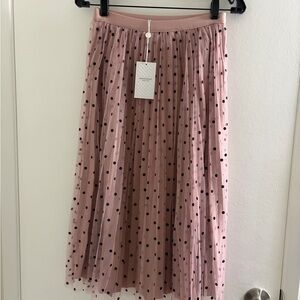 Elegant Pleated Midi Skirt with Black Dots